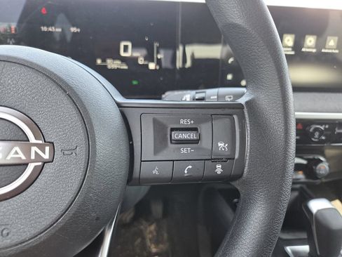 Used 2026 Nissan Kicks SV FWD image 24