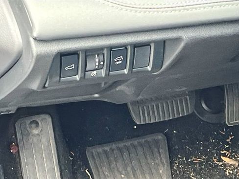 Certified 2024 Subaru Outback Touring XT AWD/4WD image 11