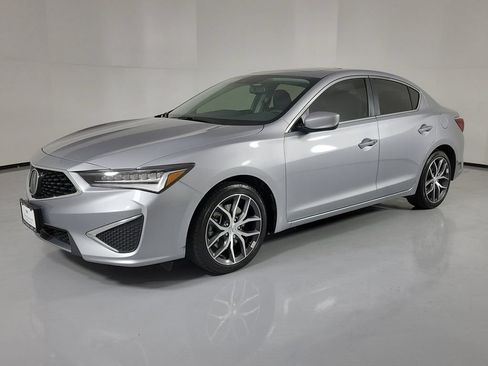 Used 2022 Acura ILX w/ Premium Package FWD image 2