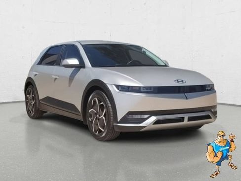 Used 2024 Hyundai Ioniq 5 SEL image 3