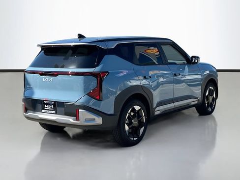 New 2027 Kia Seltos S FWD image 7