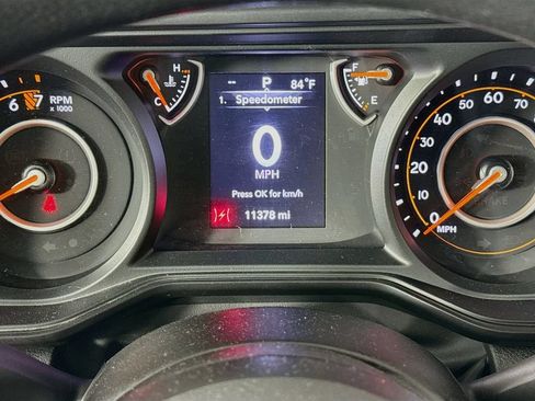 Used 2024 Jeep Gladiator Sport AWD/4WD image 13