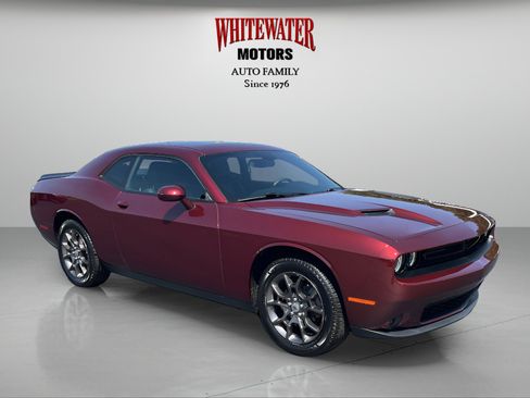 Used 2018 Dodge Challenger GT w/ Driver Convenience Group image 7