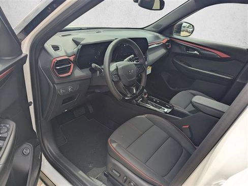 New 2026 Chevrolet TrailBlazer RS w/ Convenience Package FWD image 3