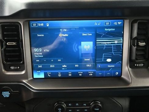 Used 2022 Ford Bronco Outer Banks AWD/4WD image 9