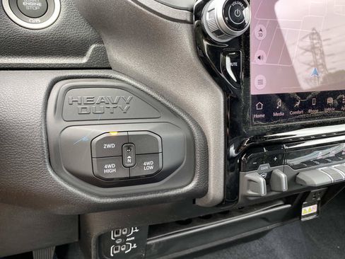 New 2026 RAM 2500 Tradesman AWD/4WD image 11