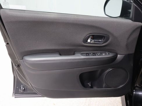 Used 2022 Honda HR-V Sport image 12