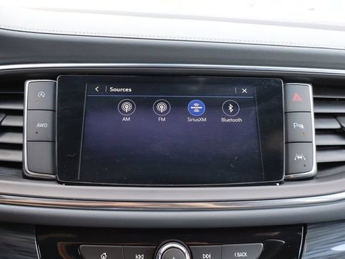 Certified 2024 Buick Enclave Essence w/ Technology Package AWD/4WD image 18