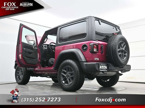 Used 2024 Jeep Wrangler Sport image 36