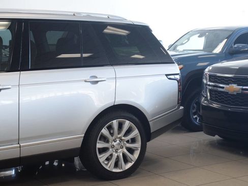 Used 2014 Land Rover Range Rover Supercharged AWD/4WD image 18