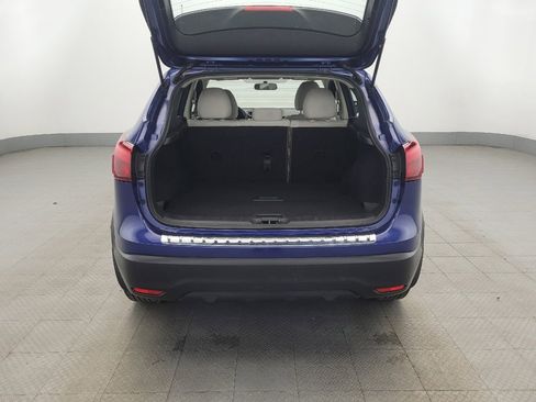 Used 2018 Nissan Rogue Sport SV image 29