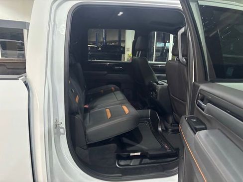 Used 2026 GMC Sierra 2500 AT4 AWD/4WD image 36