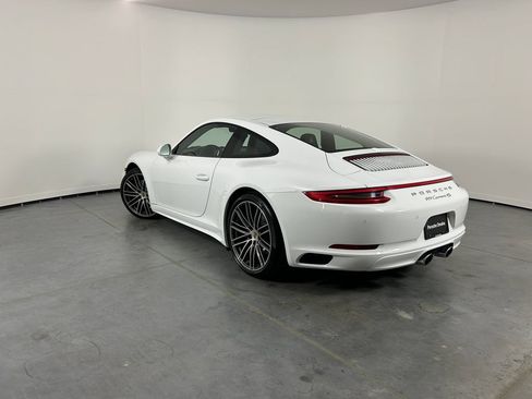 Used 2019 Porsche 911 GT3 RS image 3