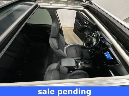 Used 2019 Subaru Forester Premium w/ All-Weather Package image 6