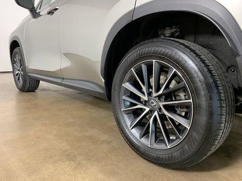 Used 2023 Lexus NX 350h AWD w/ Towing Package (2000 Lbs) image 15