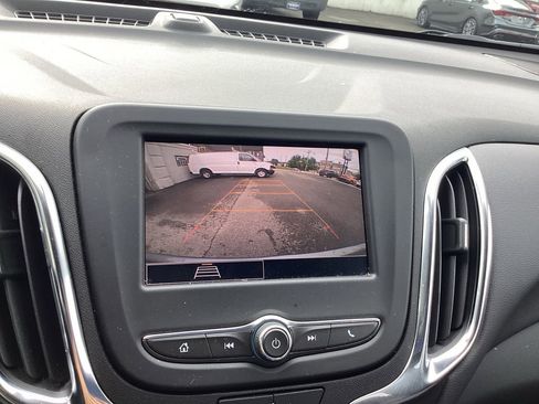Used 2024 Chevrolet Equinox LT AWD/4WD image 33