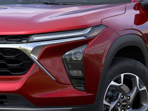 New 2026 Chevrolet Trax LT w/ LT Convenience Package FWD image 35