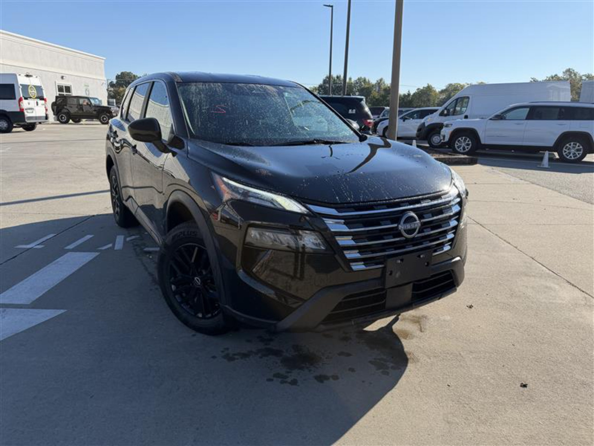 Used 2026 Nissan Rogue SV AWD/4WD image 8