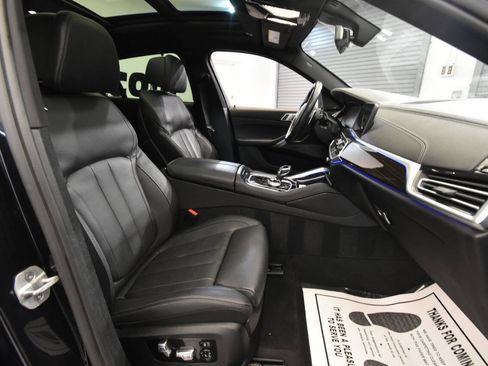 Used 2021 BMW X6 xDrive40i w/ Executive Package image 17
