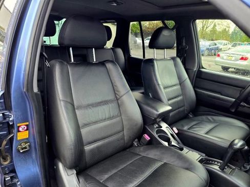 Used 2001 Nissan Pathfinder SE image 27
