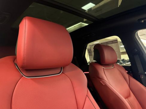 New 2026 Genesis GV70 2.5T Sport Prestige AWD/4WD image 17