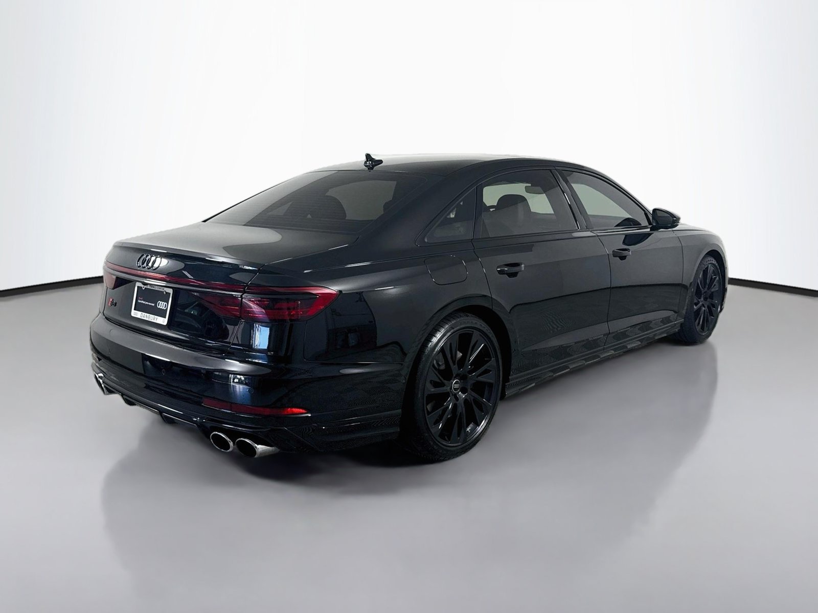Certified 2025 Audi S8 w/ Executive Package AWD/4WD image 9