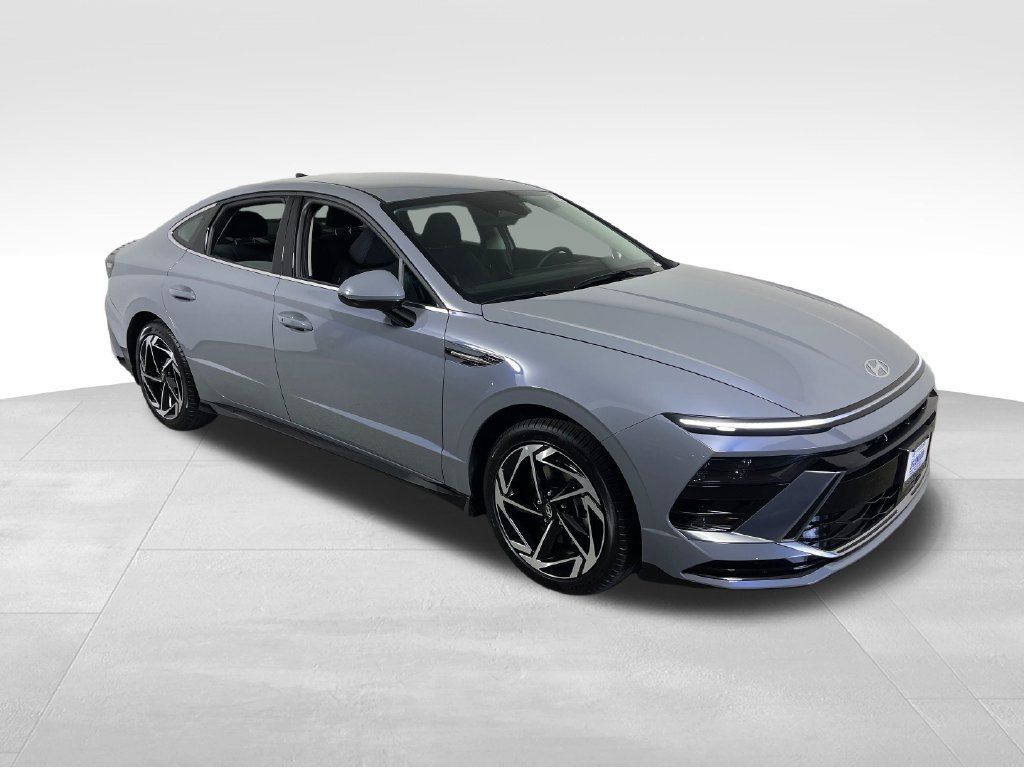 New 2026 Hyundai Sonata SEL FWD image 7