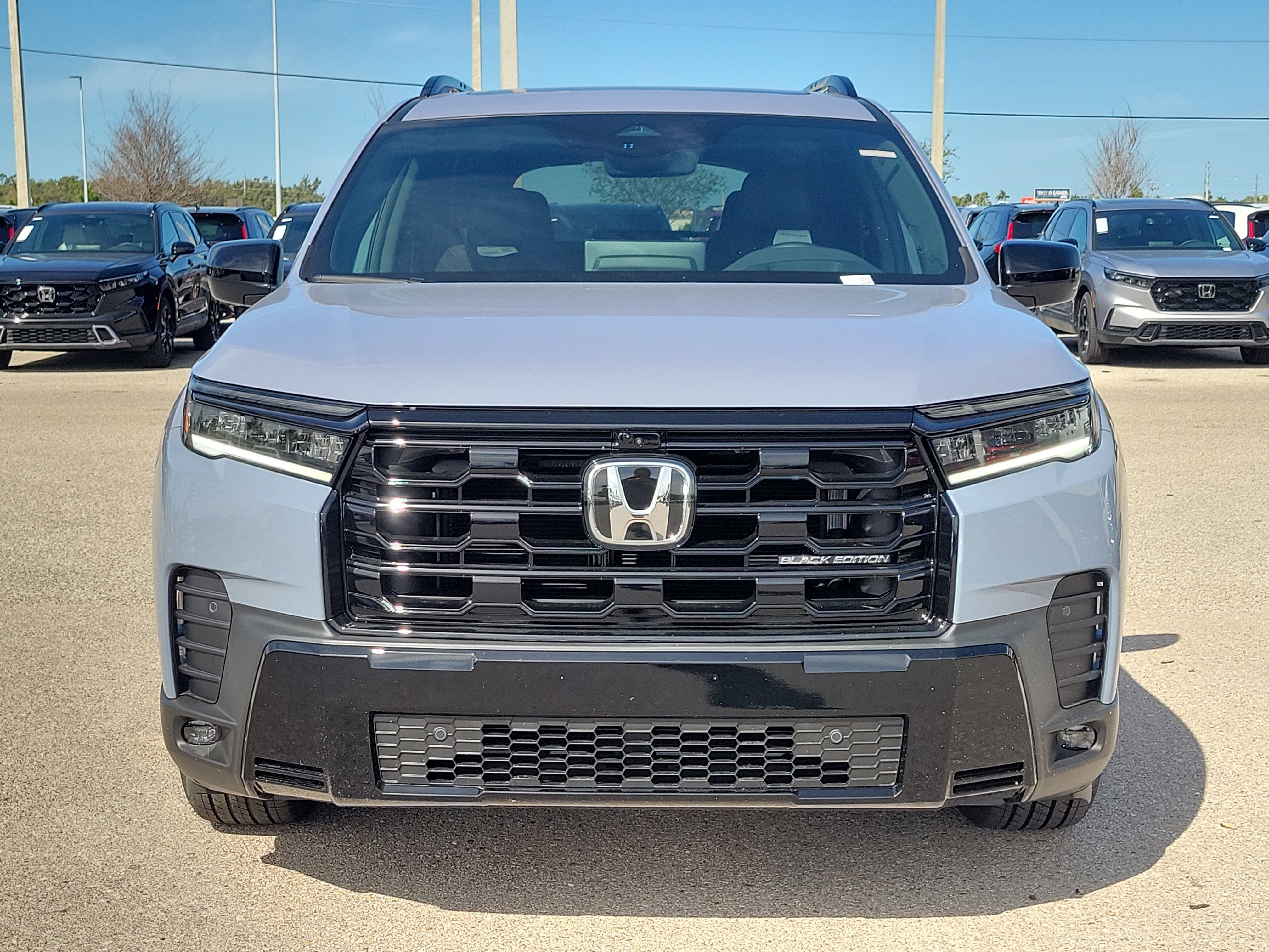 New 2026 Honda Pilot Black Edition image 2