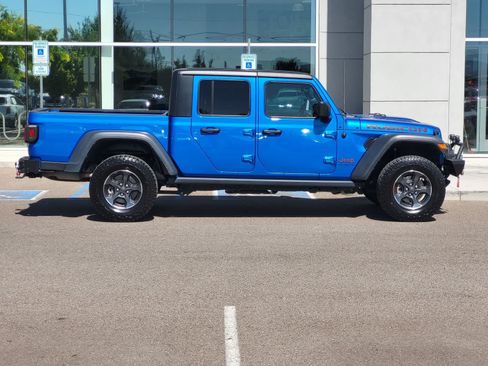 Used 2023 Jeep Gladiator Rubicon w/ Trailer Tow Package AWD/4WD image 4