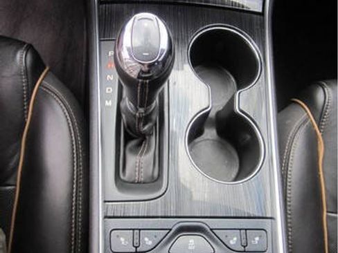 Used 2019 Chevrolet Impala Premier FWD image 16