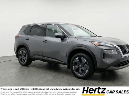 Used 2025 Nissan Rogue SV AWD/4WD image 1
