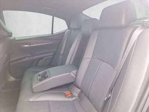 Used 2025 Toyota Camry XSE FWD image 17