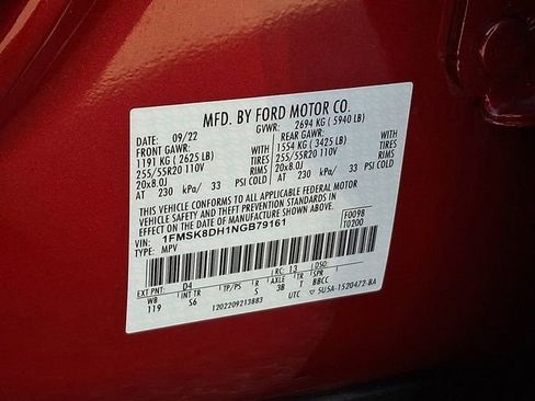 Used 2022 Ford Explorer XLT w/ Equipment Group 202A image 31