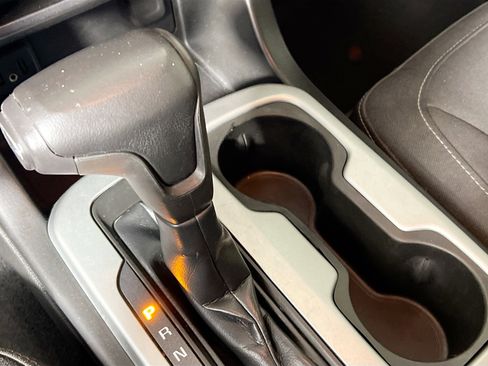 Used 2021 Chevrolet Colorado LT image 24