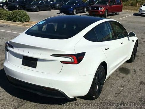 Used 2025 Tesla Model 3 Long Range image 3