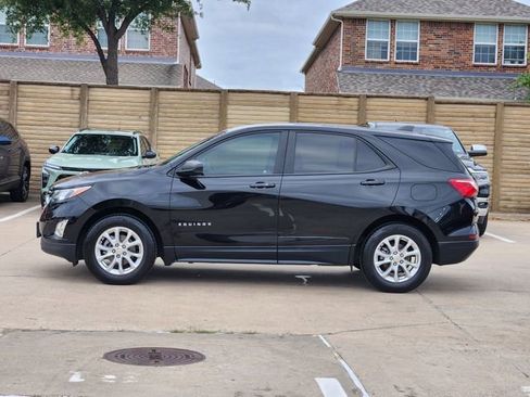 Used 2020 Chevrolet Equinox LS w/ LS Convenience Package FWD image 12