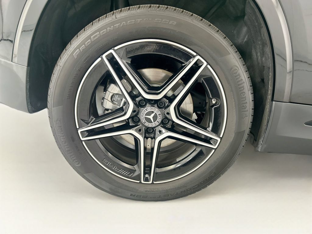 Certified 2026 Mercedes-Benz GLA 250 image 32