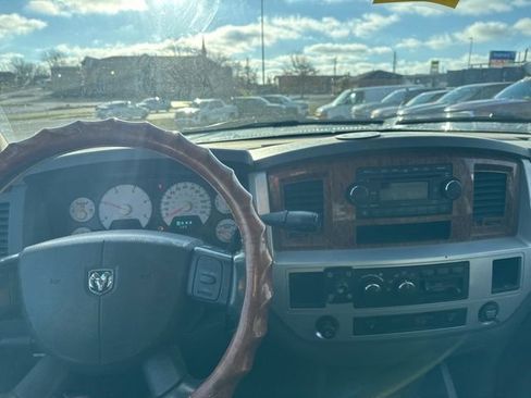 Used 2007 Dodge Ram 2500 Truck Laramie image 24