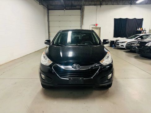 Used 2011 Hyundai Tucson Limited w/ Premium Pkg 3 FWD image 2