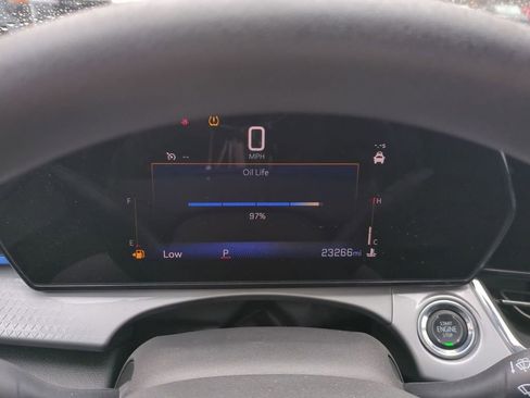 Used 2025 Chevrolet Trax LT image 11