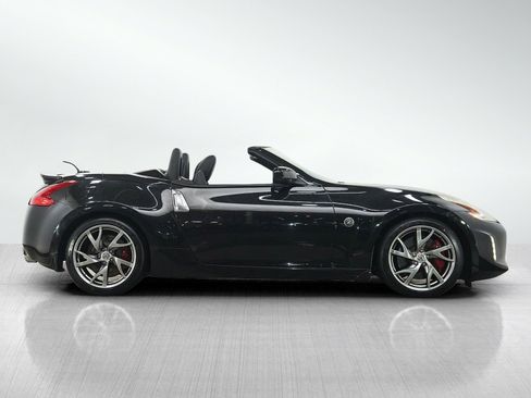 Used 2014 Nissan 370Z Touring w/ Sport Package RWD image 7