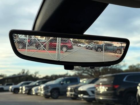 Certified 2023 Buick Enclave Avenir w/ Avenir Technology Package image 25