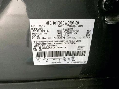 Used 2025 Ford Explorer ST w/ Sun And Sound Package AWD/4WD image 21