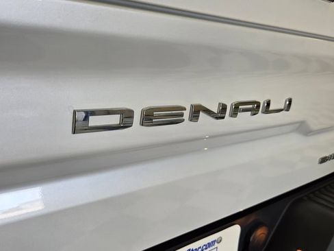 Used 2024 GMC Sierra 1500 Denali Ultimate AWD/4WD image 7
