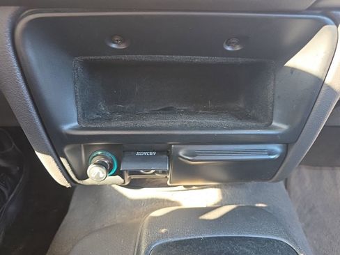 Used 1997 Jeep Grand Cherokee TSi image 23