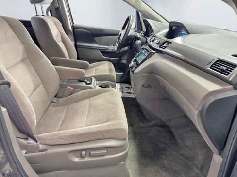 Used 2017 Honda Odyssey SE image 17