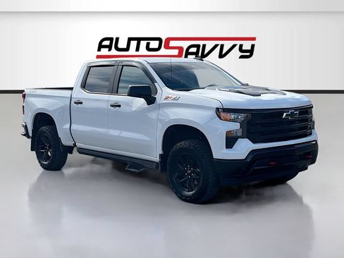Used 2025 Chevrolet Silverado 1500 Custom Trail Boss AWD/4WD image 1