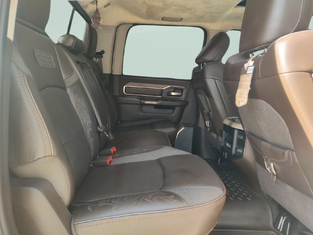 Used 2026 RAM 2500 Limited AWD/4WD image 32