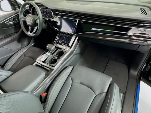 New 2025 Audi Q7 3.0T Prestige image 27