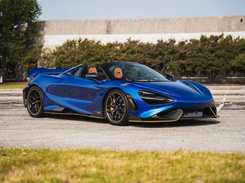 Used 2022 McLaren 765LT RWD image 23